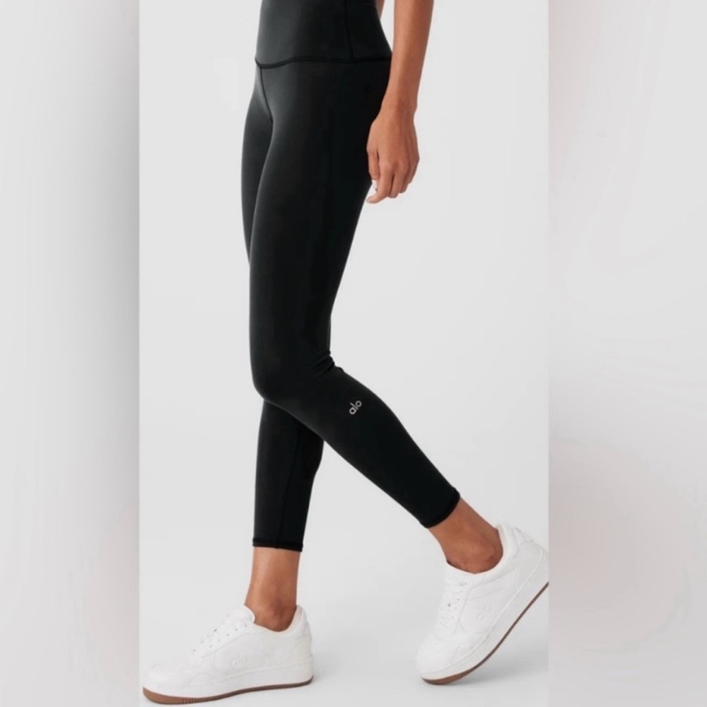 ALO Yoga Black Leggings